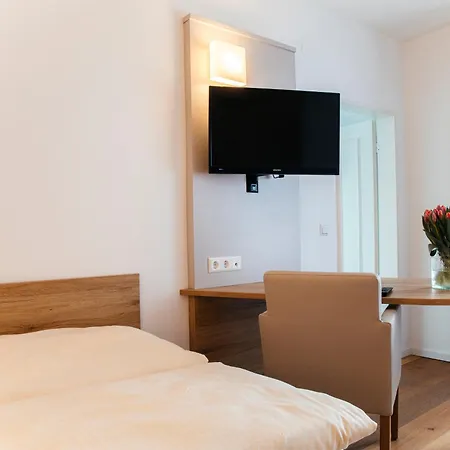 Hotel Perkeo 3*
